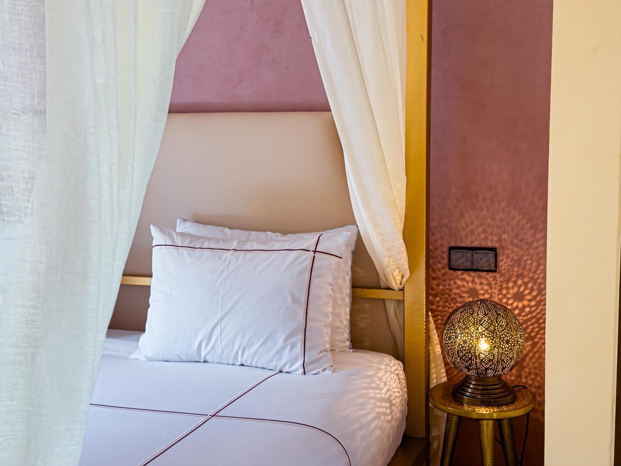 Riad Tonaroz Marrakesh Bagian luar foto