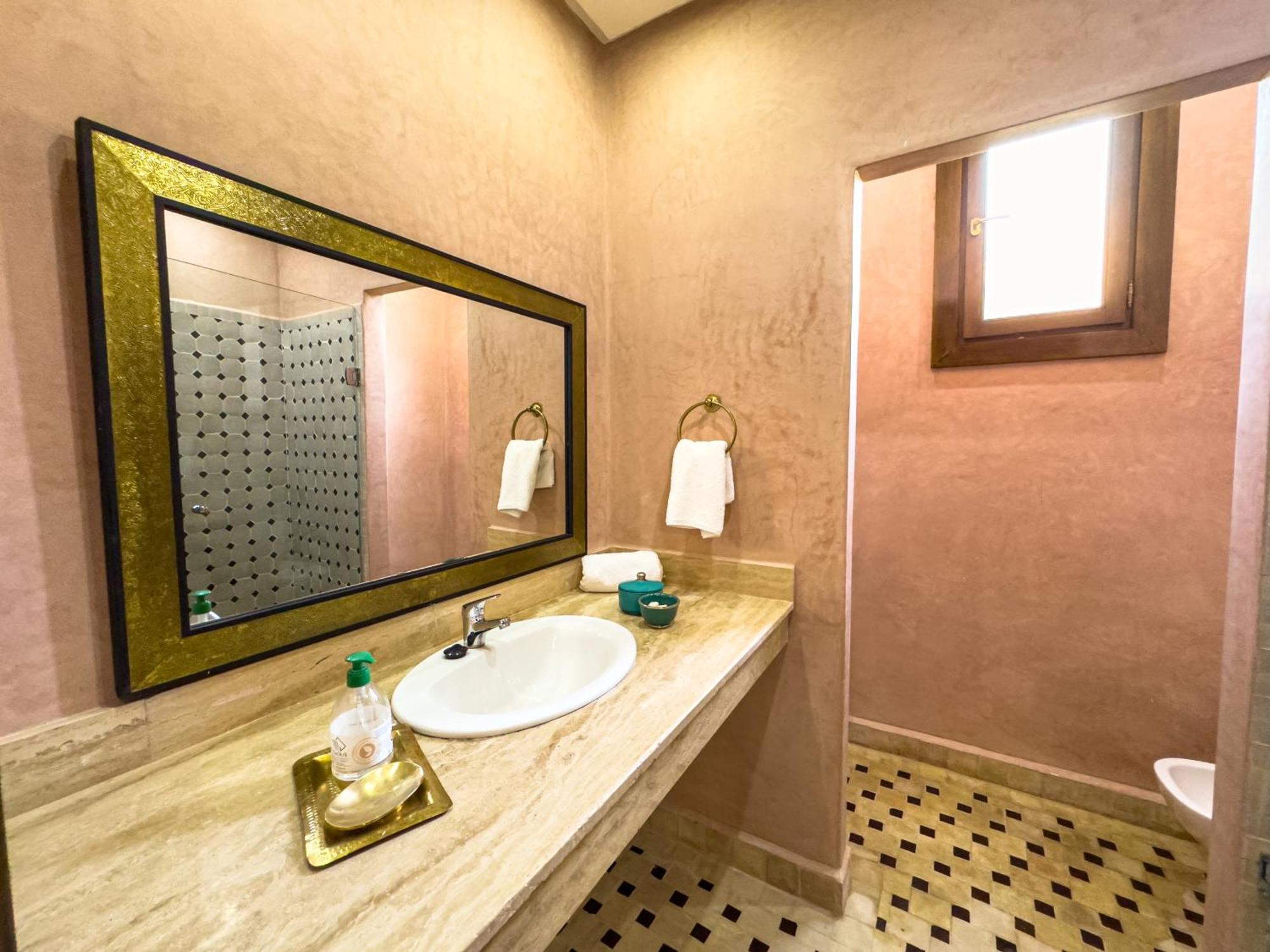Riad Tonaroz Marrakesh Bagian luar foto